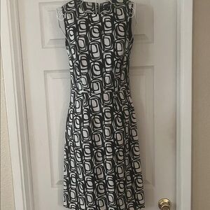 H&M Black and White Patterned Midi Dress